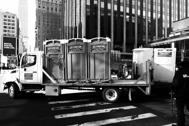 Best Construction site porta potty rental  in Worthgton, IN